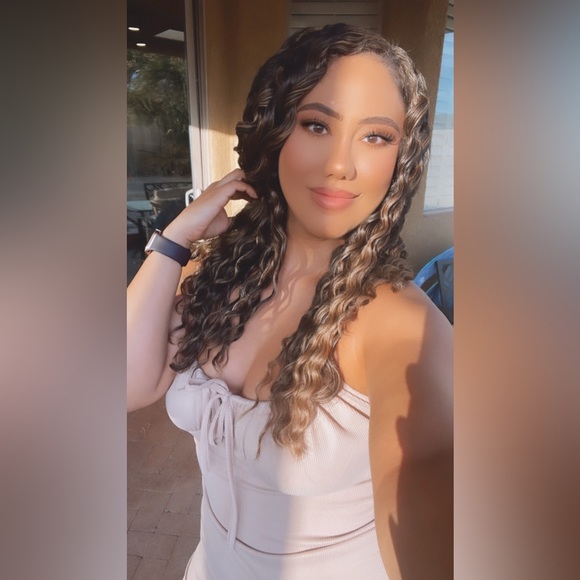 Meet your Posher, Angel - Picture 3 of 6